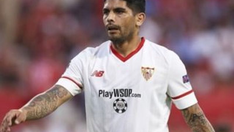 Fernando Sevilla'yla anlaştı