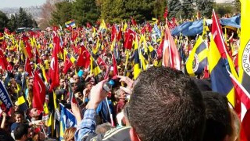 3 Temmuz'un yıl dönümünde F.Bahçe ile Trabzon'dan paylaşım