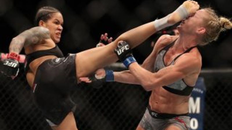 Amanda Nunes'in nakavt eden tekmesi