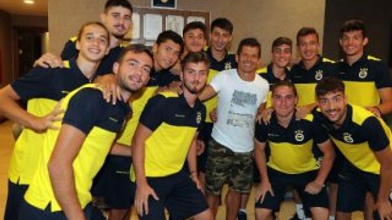 Fenerbahçe'de Emre Belözoğlu kampa katıldı