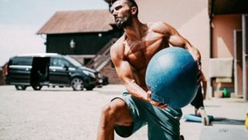 Hasan Ali idmanlara devam ediyor