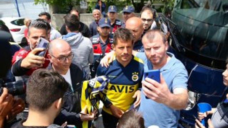 Fenerbahçeli futbolcular cuma namazında