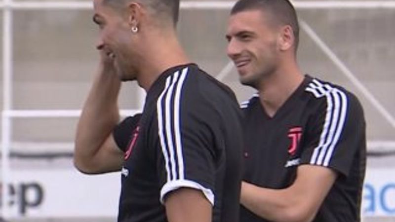 Merih Demiral, Ronaldo'yla tanıştı