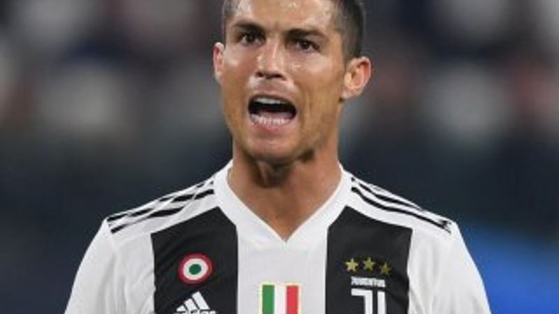 Ronaldo 'en iyi oyuncu' rozetini reddetti