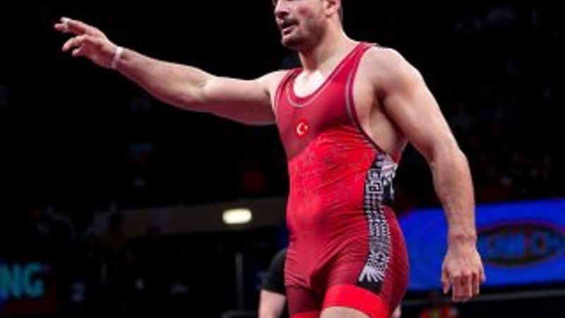 Taha Akgül dünya ikincisi oldu