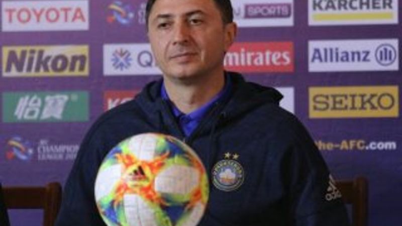 Şota Arveladze, Pakhtakor ile şampiyonluğa ulaştı