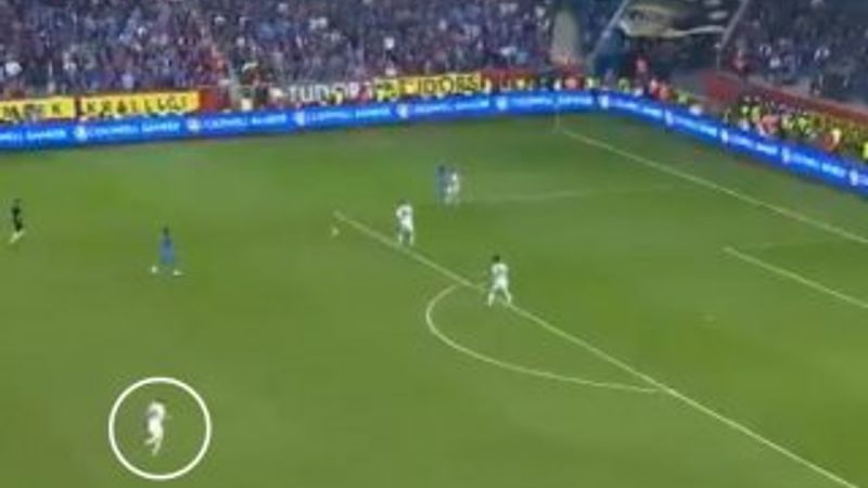 Caner'in yürüyerek defansa gelmesi tepki topladı