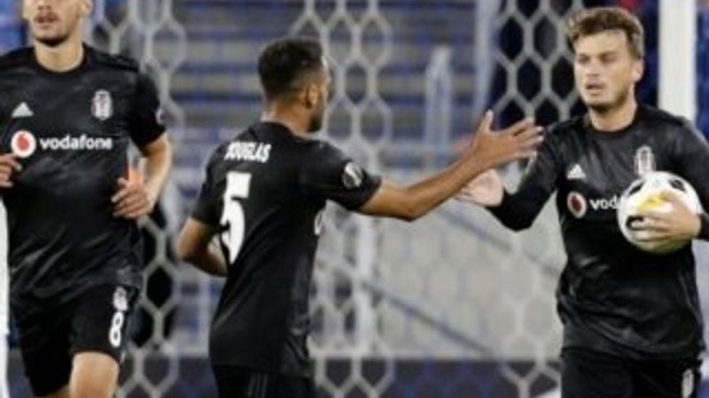 Beşiktaş son dakikalarda yıkıldı