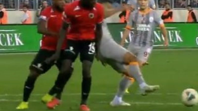 Rıdvan Dilmen: Galatasaray'ın penaltısı verilmedi