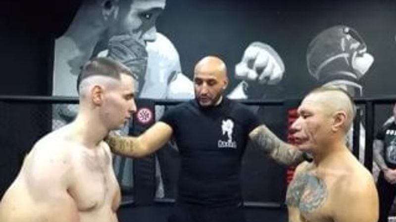 Rus Temel Reis 3 dakikada nakavt oldu