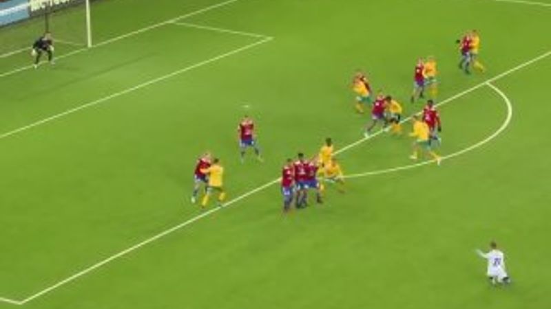 Kaleci Stefan Hagerup'tan harika frikik golü