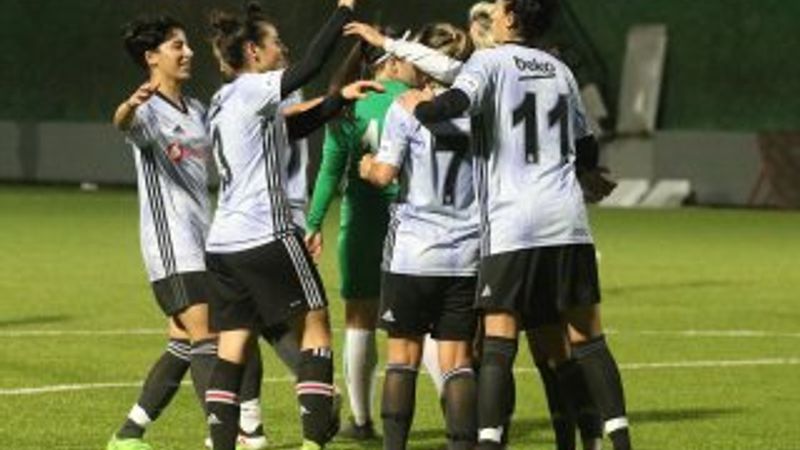 Beşiktaş Kadın Futbol Takımı'nda tiki-taka futbolu