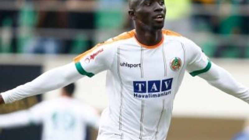 Gol krallığı yarışında Cisse zirvede