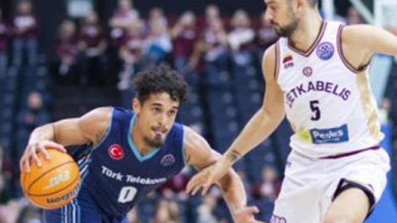 Türk Telekom Şampiyonlar Ligi'nde 3'te 3 yaptı