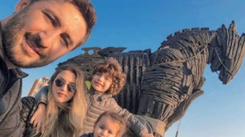 Sabri Sarıoğlu Çanakkale'de tatilde