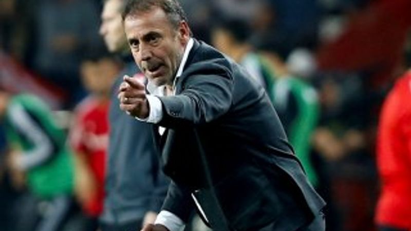 Abdullah Avcı: Beşiktaş formasının yeri zirvedir