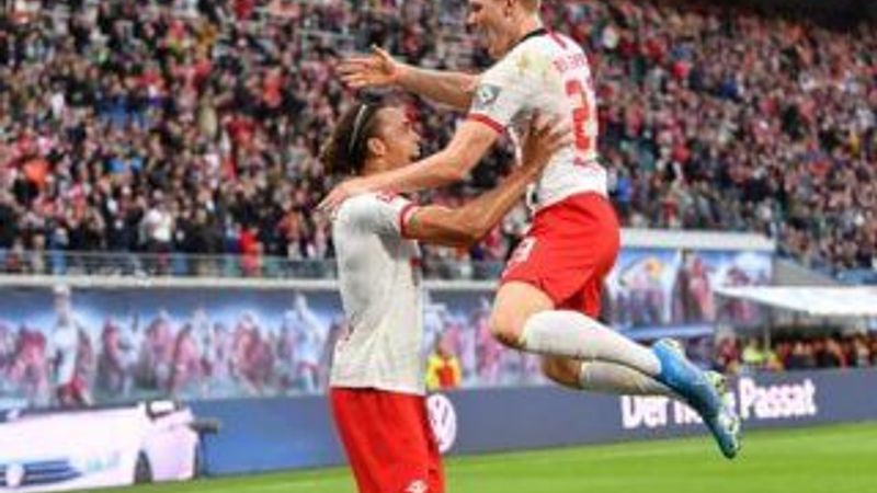 Leipzig, Mainz'e gol oldu yağdı