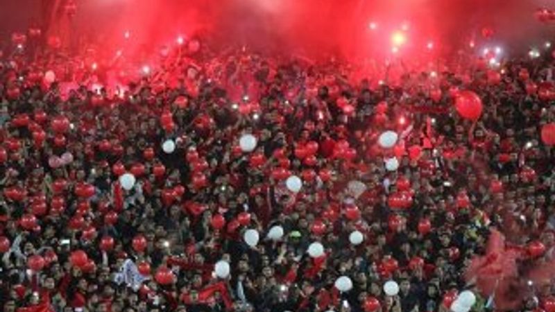 Traktör taraftarından Türkiye'ye destek