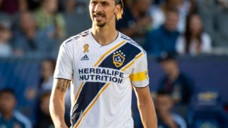 Bologna Sportif Direktörü: İbrahimovic bizi istiyor
