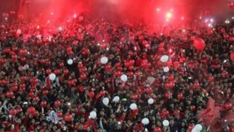 İran'da Türkiye'ye destek veren 7 kişi gözaltında