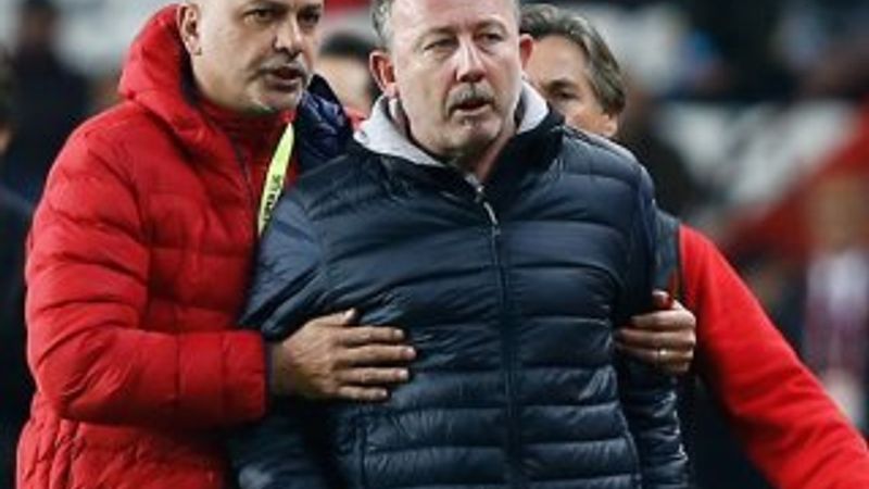 Sergen Yalçın kırmızı kart gördü