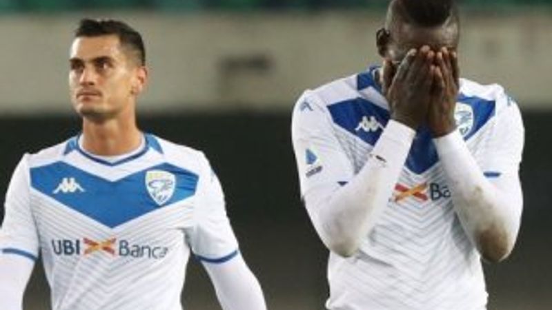 İtalya'da Balotelli'ye ırkçılık yaptılar