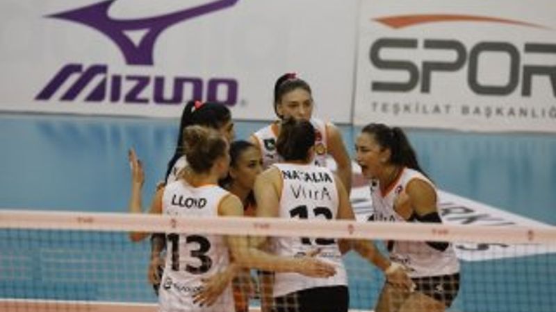 Eczacıbaşı VitrA, ligde yenilgisiz lider