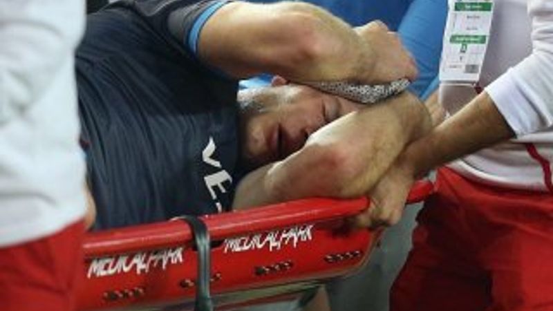 Trabzonspor'da Sörloth hastaneye kaldırıldı