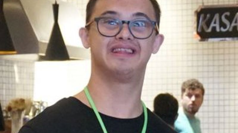 Down sendromlu gençten altın madalya