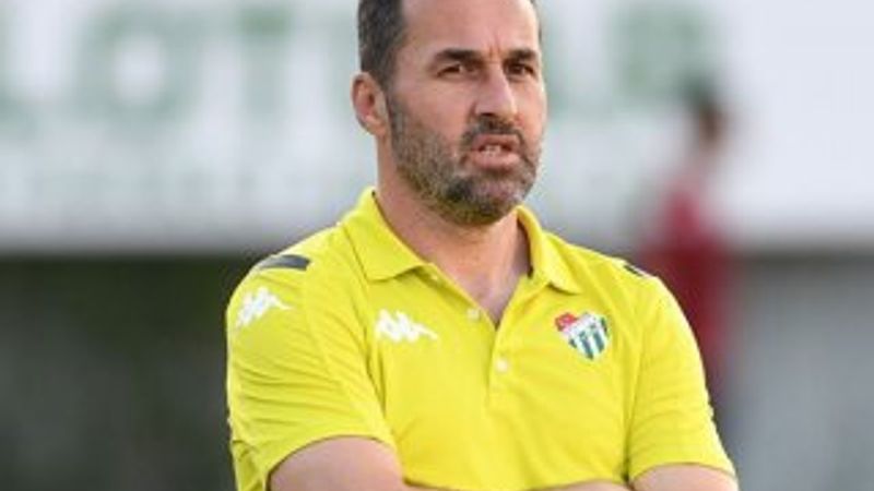 Bursaspor Yalçın Koşukavak'ı kovdu