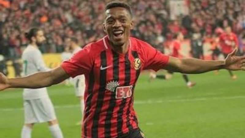 Jesse Sekidika Galatasaray'da