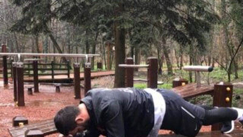 Arda Turan çalışmalarına devam ediyor