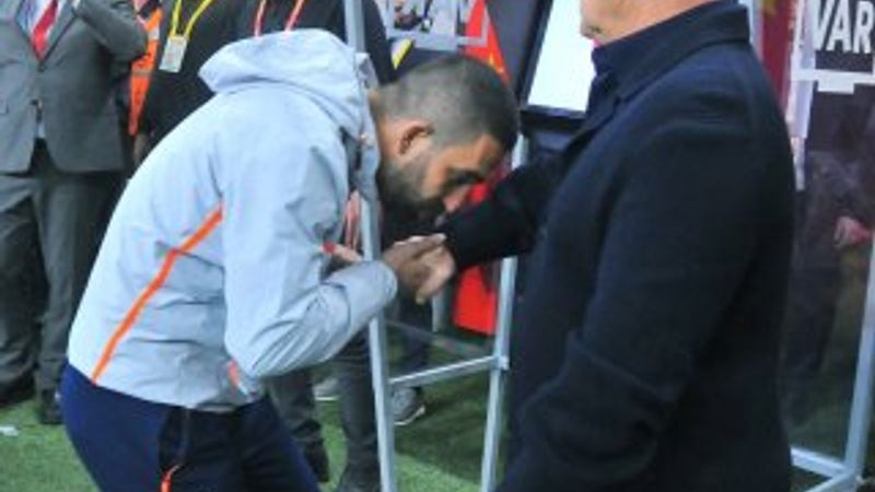 Arda Turan'ın formaları basılıyor