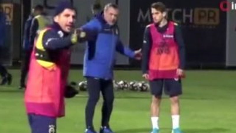 Emre Belözoğlu antrenmanda taktik verdi