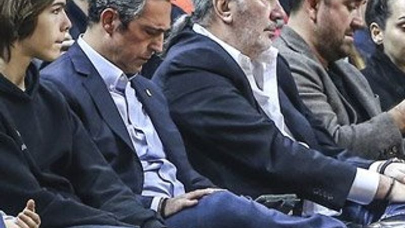 Ali Koç, basketbol maçında Kayserispor maçını izledi