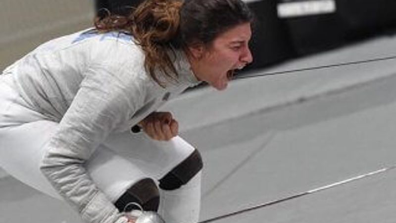 Eskrimde Nisanur Erbil'den gümüş madalya