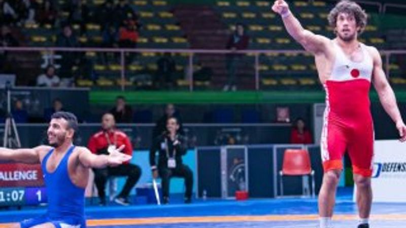 Milli güreşçilerden Roma'da 12 madalya