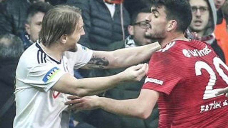 Fatih Aksoy: Taraftarın tepkisi beni kırdı