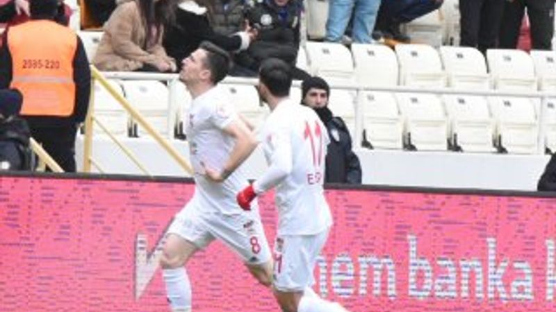 Sivasspor yenilse de tur atladı