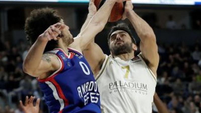 Anadolu Efes, Avrupa Ligi'nde Real Madrid'i yendi