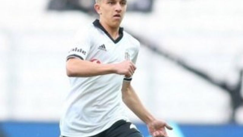 Caner Erkin'in yerine Rıdvan Yılmaz 11'de