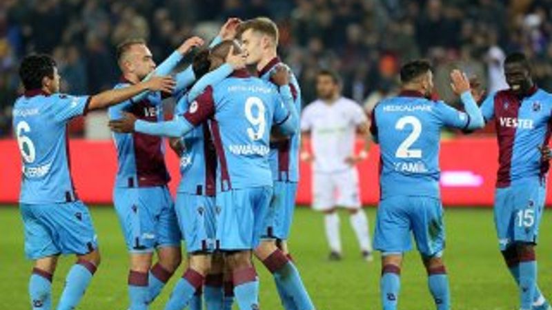 Trabzonspor,  Erzurum BB'yi 5-0 yendi