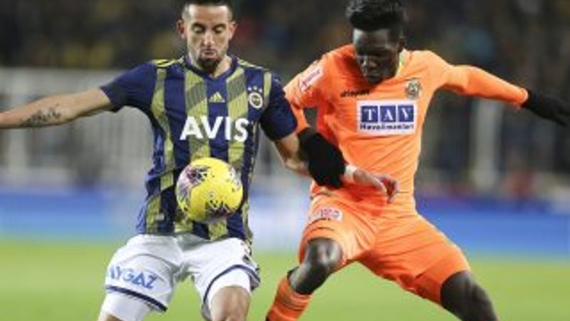 Fenerbahçe evinde Alanyaspor'u yenemedi