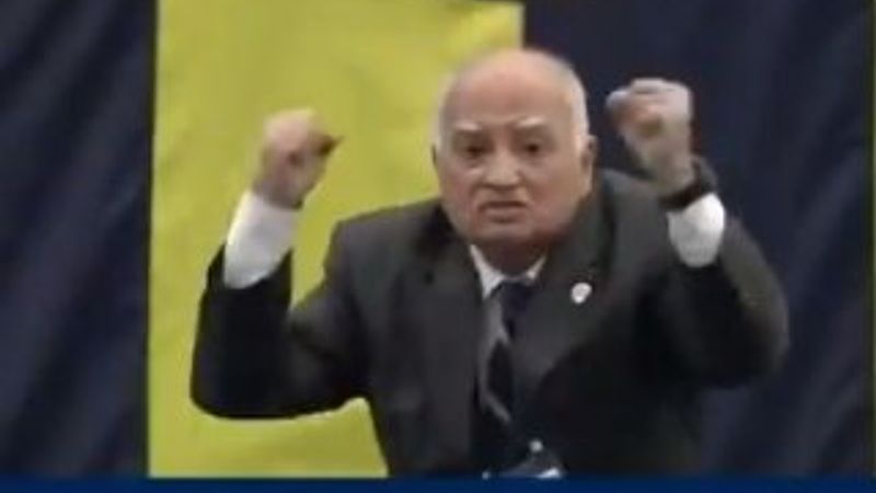 Veysel Oran Divan Kurulu'nda kendini kaybetti