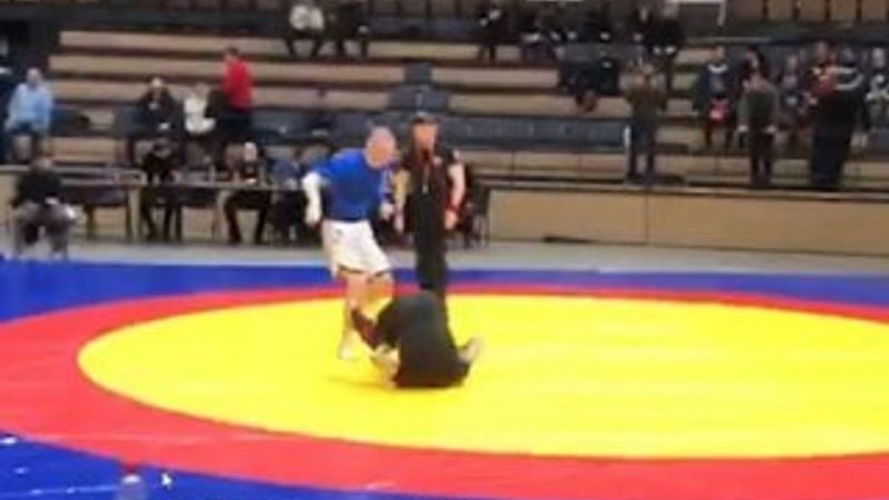 Boynu kırılan güreşçi felç geçirdi