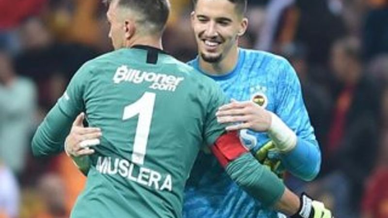 Muslera: Altay, Uğurcan ve Mert'i çok beğeniyorum