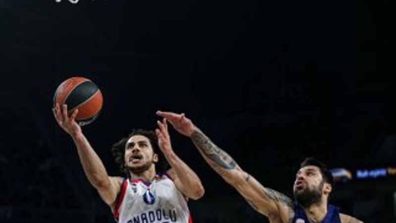 Anadolu Efes, Olympiakos'a şans vermedi