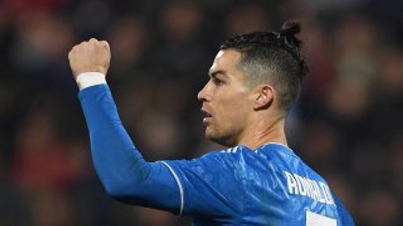 Cristiano Ronaldo'dan koronavirüs göndermesi