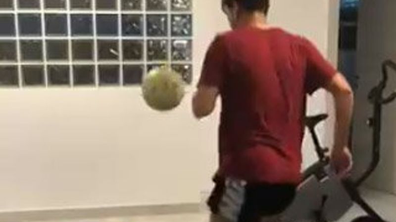 Cengiz Ünder'den Evde Kal paylaşımı