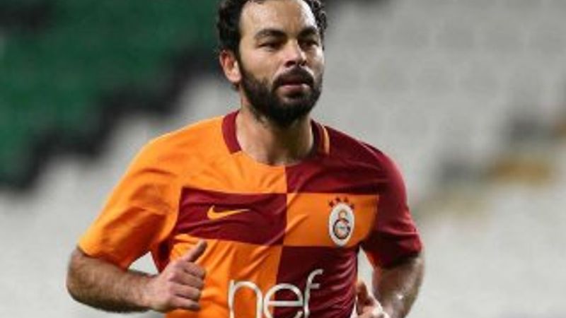 Selçuk antrenör ekibine katılacak